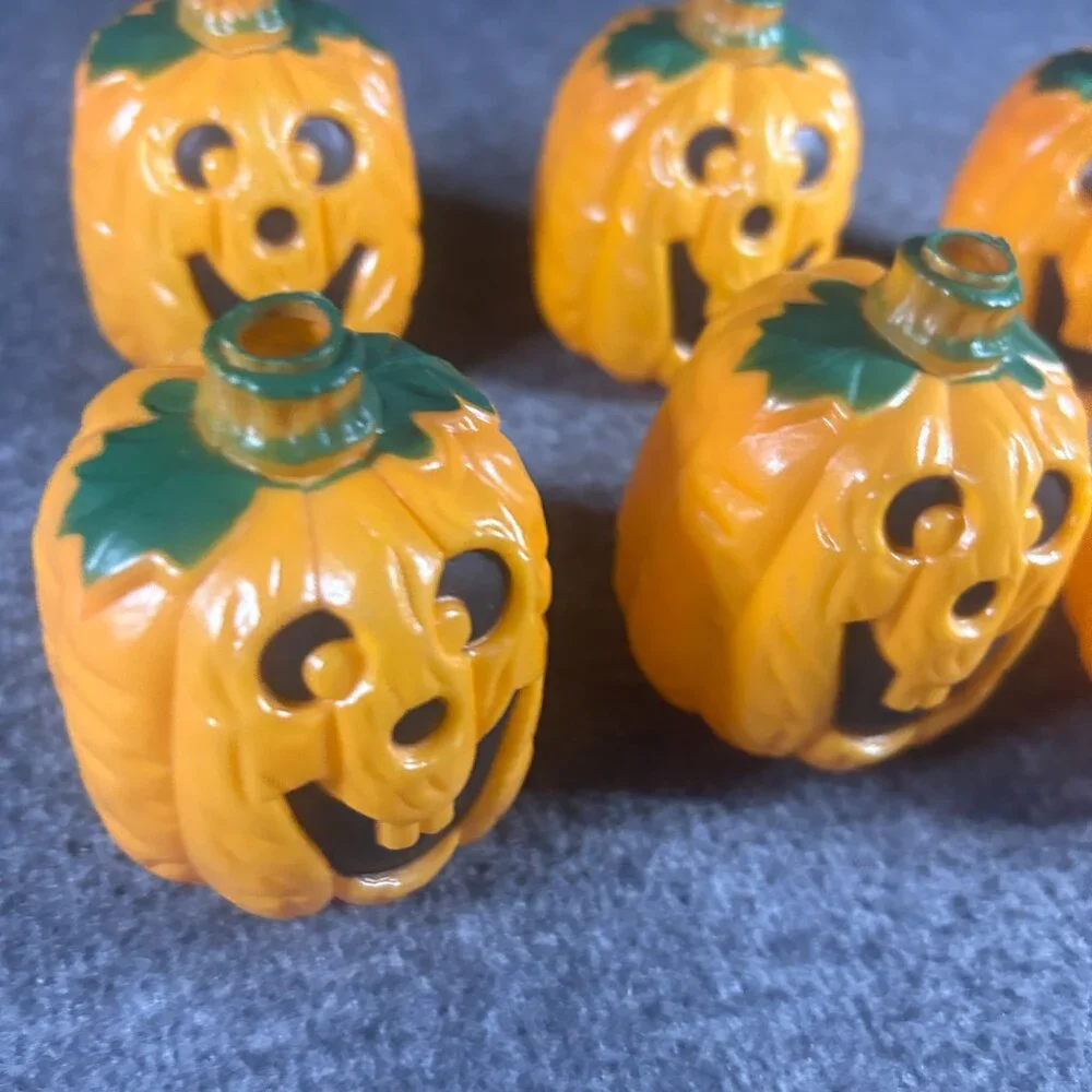 6 Vintage Halloween Blow Mold Pumpkin Jack-O-Lantern String Light Covers‎